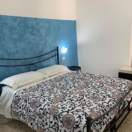 Вилла A Casa Di Rosy Монополи Экстерьер фото